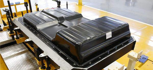 中國動力電池格局：占比70% 或?qū)⒅髟?400億美元全球電池行業(yè)